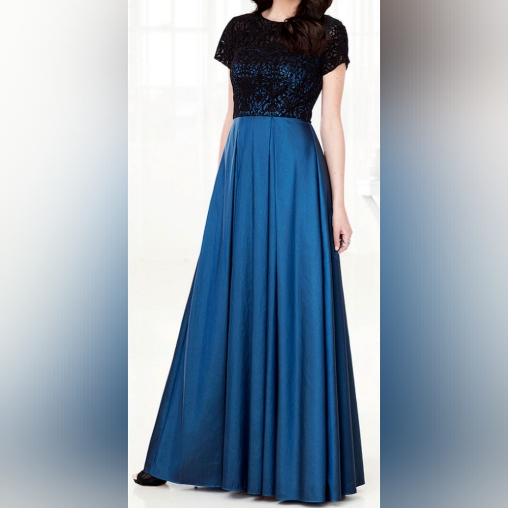 Party dress Stage Accents Maxi Style Taffeta Color Black And Blue Size 12